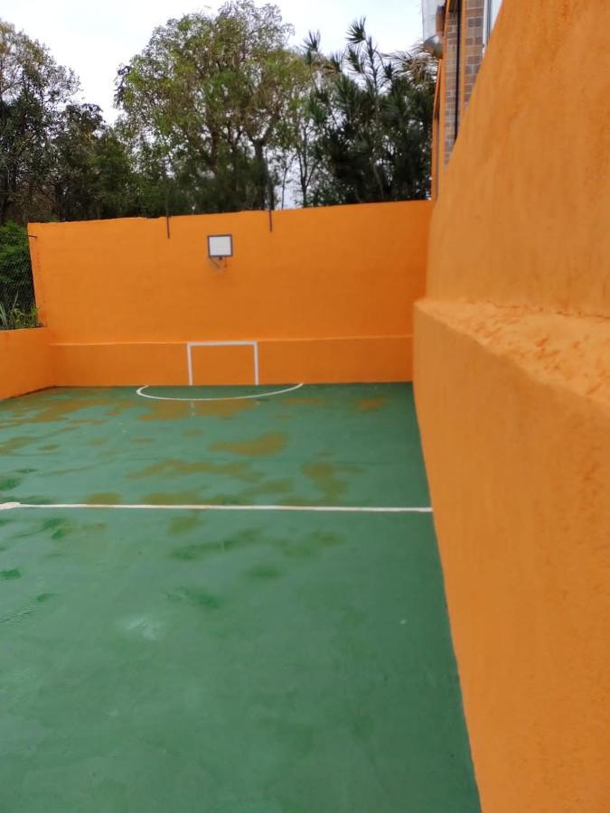 Chacara Bella Vida Com Piscina Churrasqueira Salao De Festas Fogao A Lenha Quadra Aracariguama Exterior foto