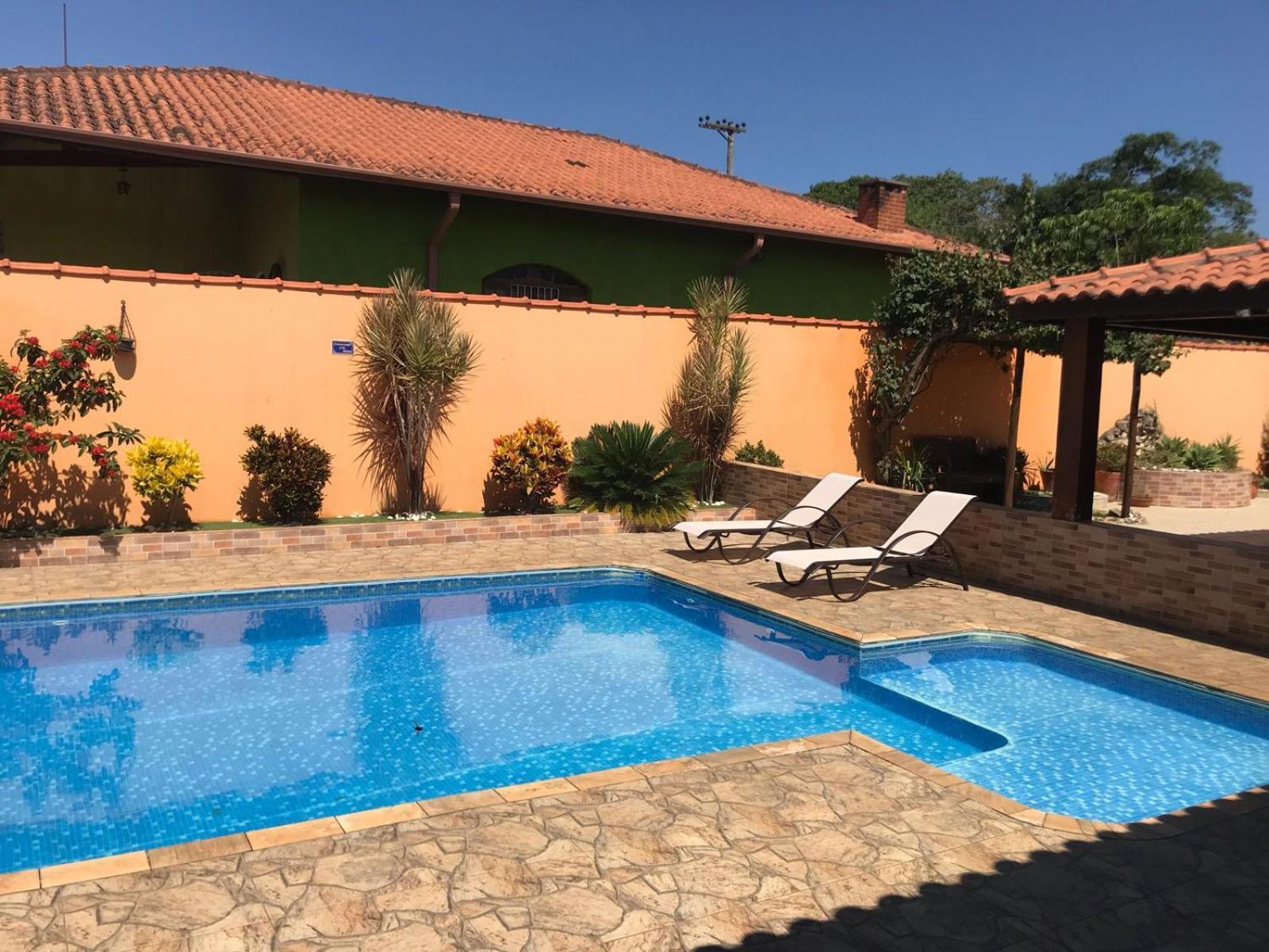 Chacara Bella Vida Com Piscina Churrasqueira Salao De Festas Fogao A Lenha Quadra Aracariguama Exterior foto